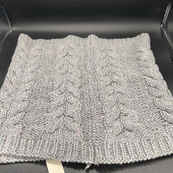 New Talbots Scarf Women's One Size Grey Speckled Cable Knit Pullover - Picture 3 of 5